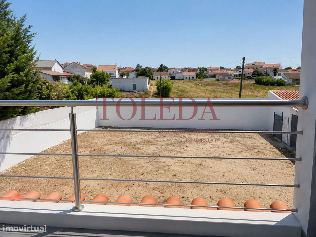 Moradia Isolada T5 com lote de 850m2-22