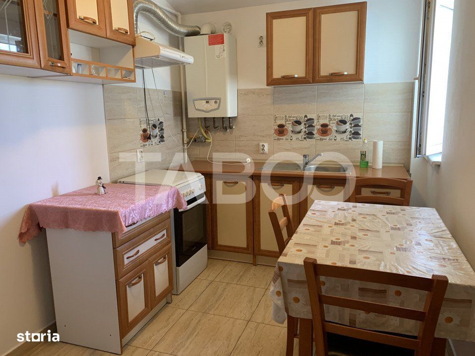 Apartament 2 camere decomandat etaj 2 zona Selimbar