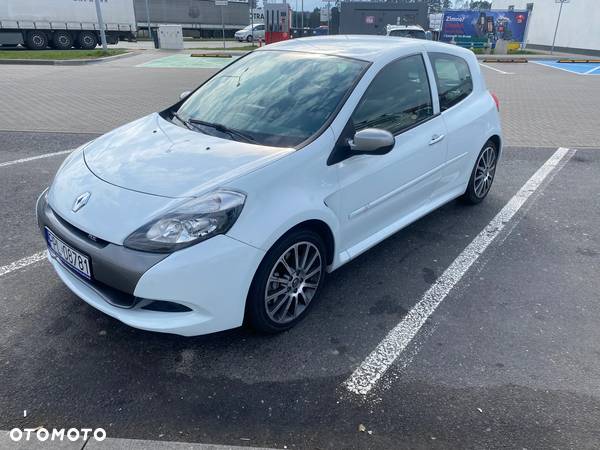 Renault Clio - 1