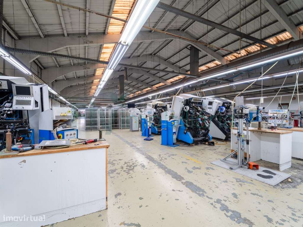 Pavilhão Industrial em Felgueiras - Excelente Oportunidade de Inves...-17
