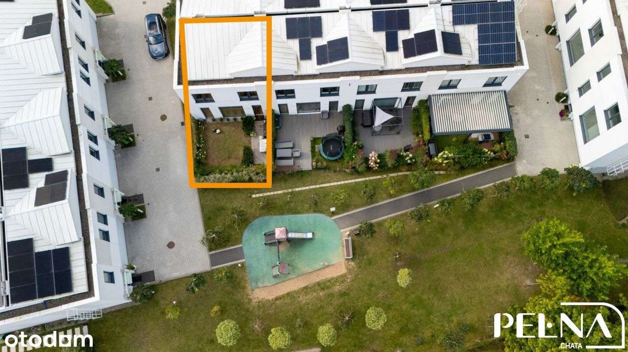 Dom w zabudowie szeregowej wraz z ogrodem i garaże-17