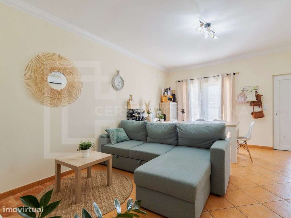 Moradia T3 com Logradouro e Sótão | Quinta do Conde-5