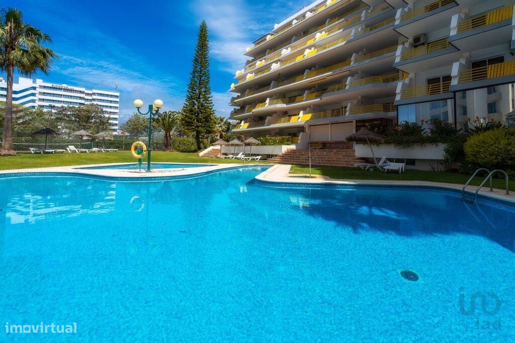 Apartamento T2 em Quarteira de 108,00 m2 - Grande imagem: 1/15