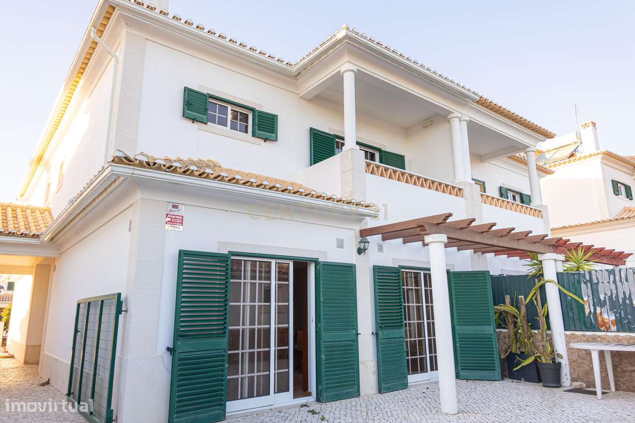 Urbanização Casa Nova Romeirão - Moradia T4 geminada-31