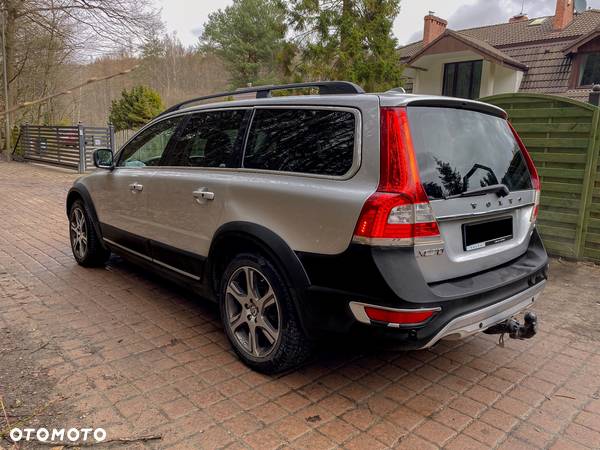 Volvo XC 70 - 4