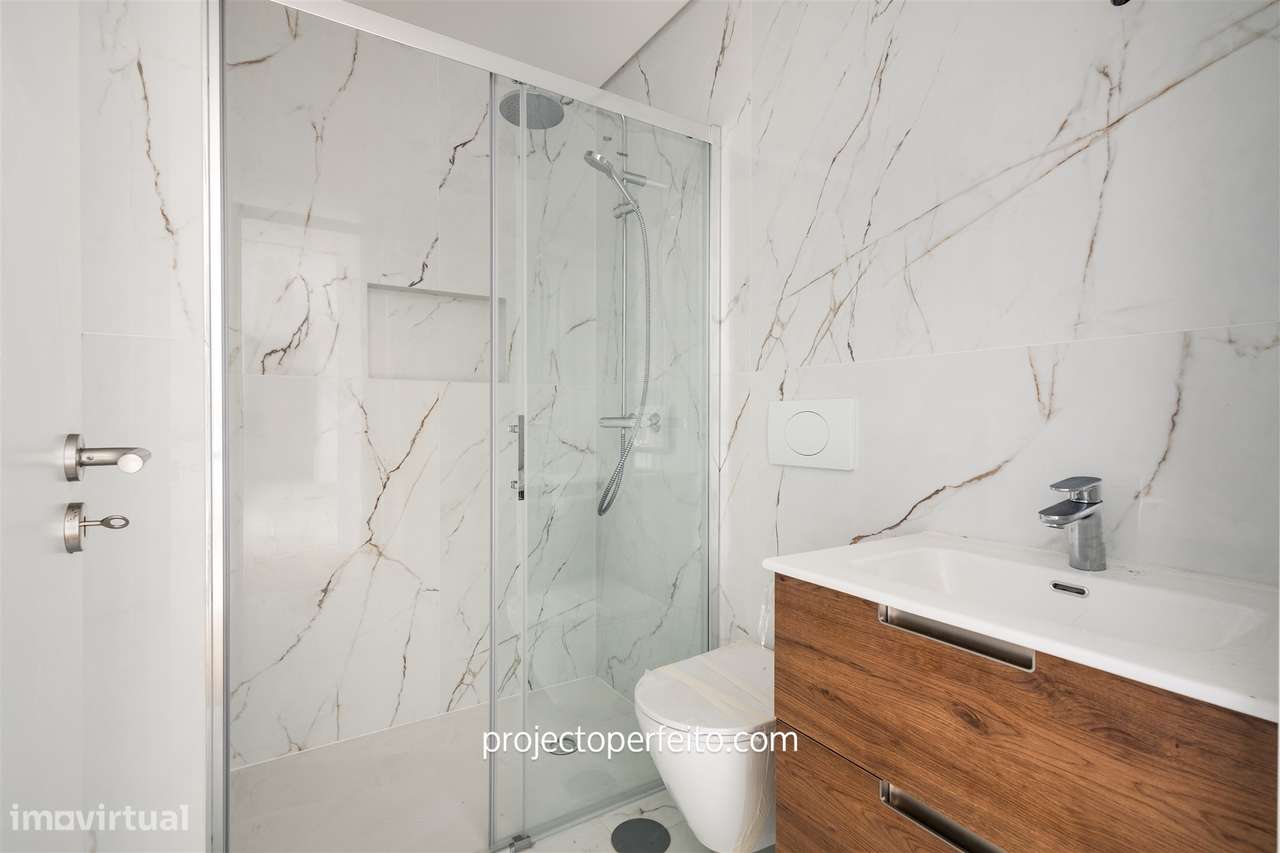 Penthouse T3 duplex com fantástico terraço com vista de mar direta - Grande imagem: 5/47