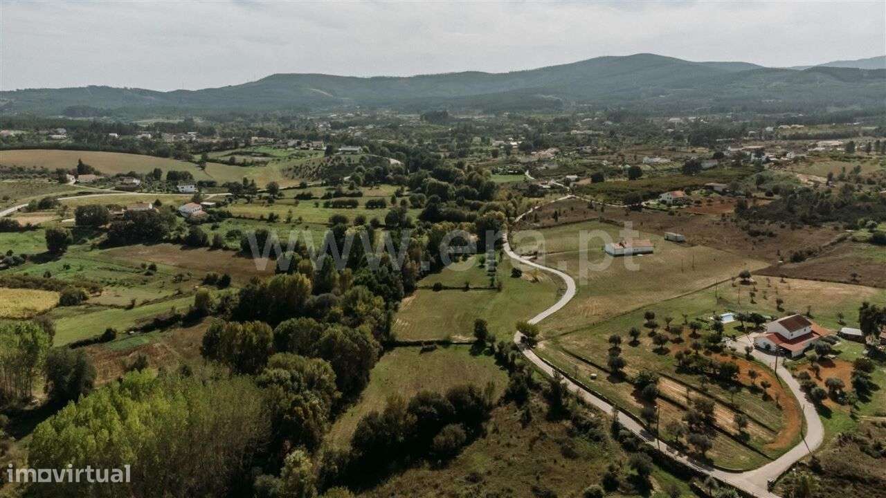 Terreno / Fundão, Enxames - Grande imagem: 5/6