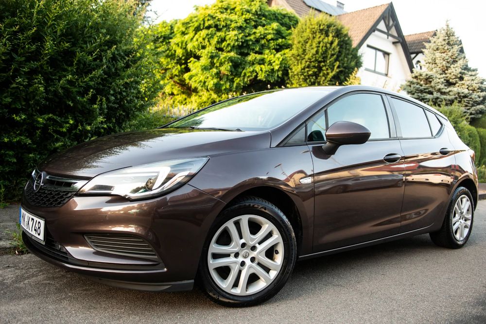 Opel Astra K (2015-2021) 1.4 Turbo Edition 2016