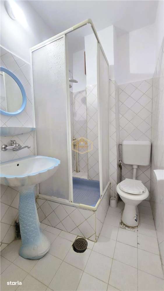 VIDEO | Casa spatioasa cu 8 camere, garaj si curte proprie | Baritiu-17