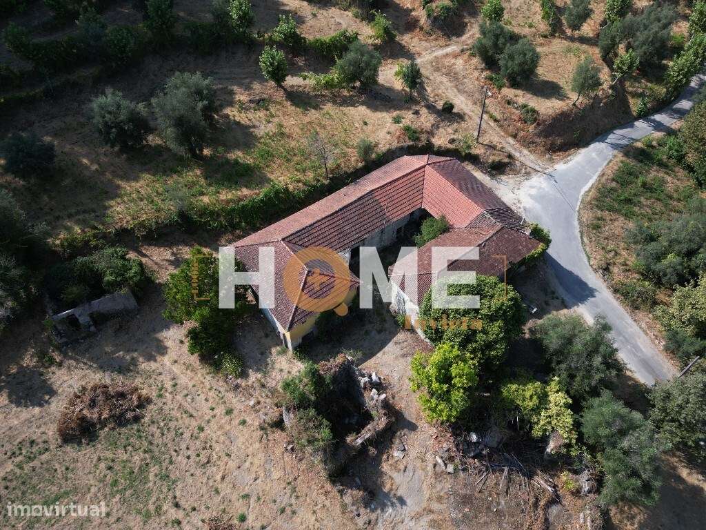 Quinta em Vale de Bouro - 23.000m² + Moradia em Pedra para Recuperar - Grande imagem: 4/7