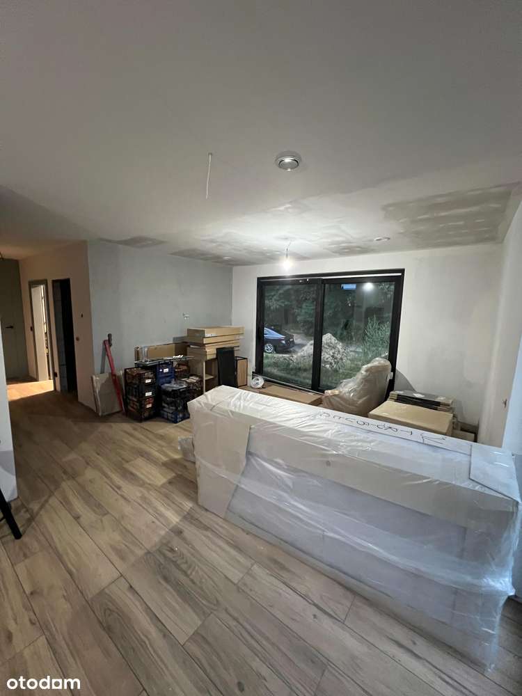 Nowoczesny dom z ogrodem w spokojnej okolicy - Pełny obrazek: 5/9