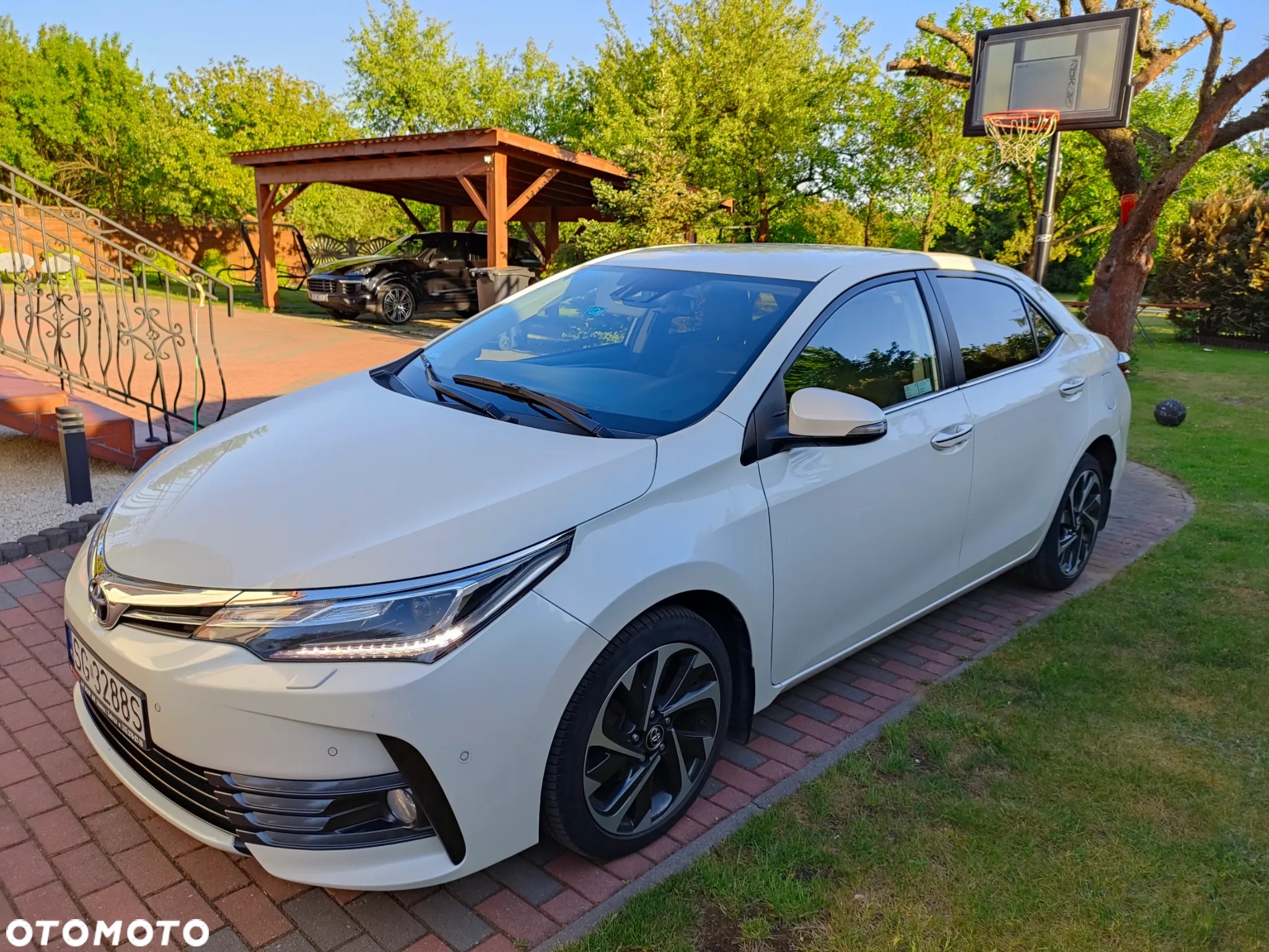 Toyota Corolla 1.6 50th Anniversary MS - 6