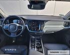 Volvo V60 Cross Country - 13