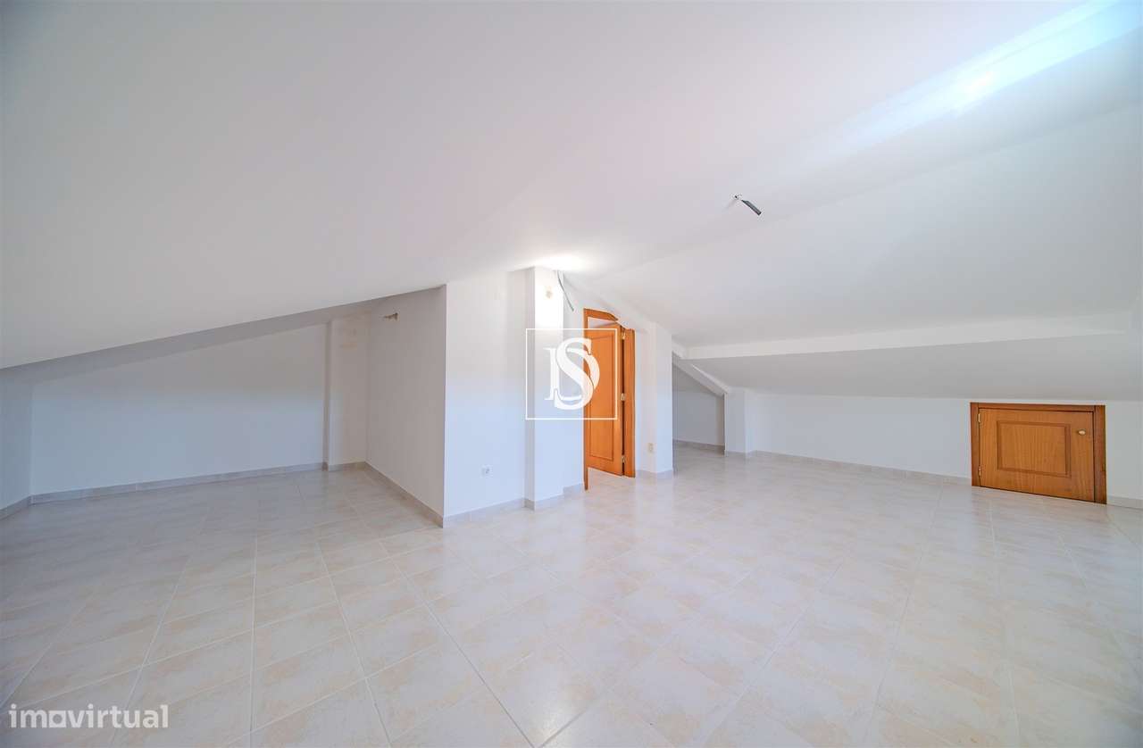 Moradia T4 - Entroncamento-29