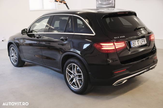 Mercedes-Benz GLC 250 4MATIC - 13