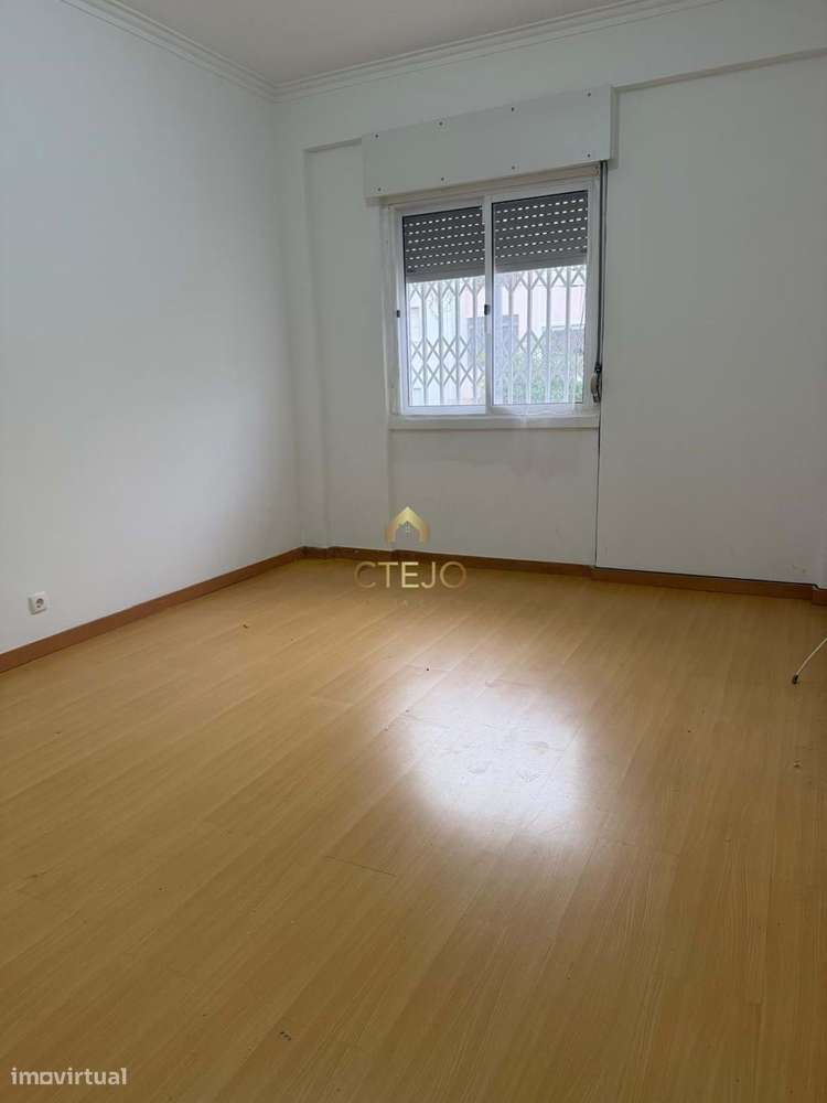 APARTAMENTO T1 - Grande imagem: 5/9