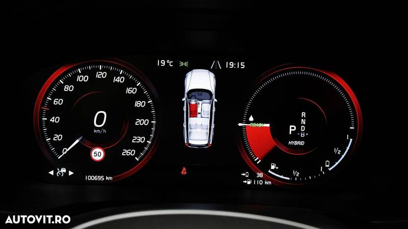 Volvo V60 T6 AWD Recharge Geartronic RDesign - 25