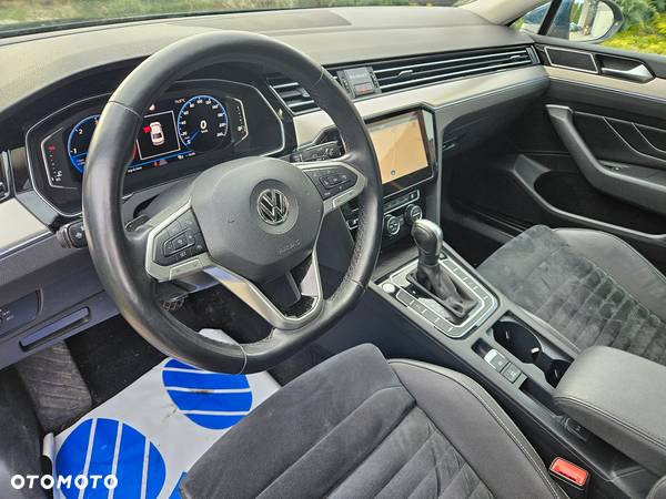 Volkswagen Passat Variant 1.6 TDI SCR DSG Business - 18