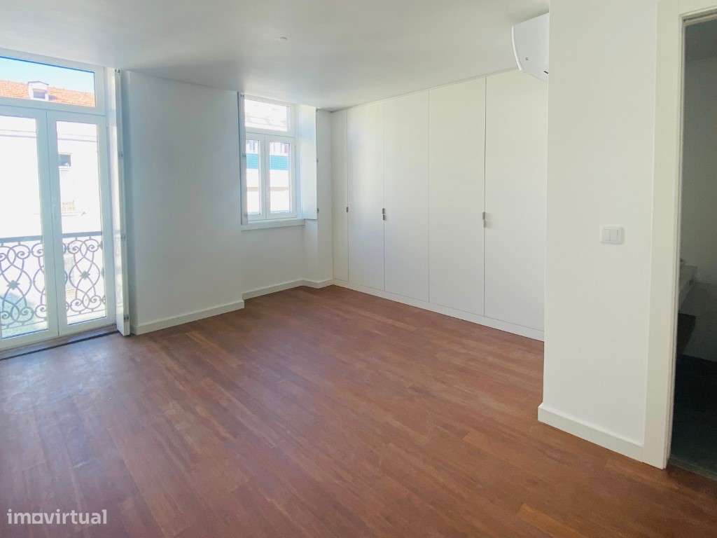 Apartamento T2, varanda, Anjos Lisboa-34