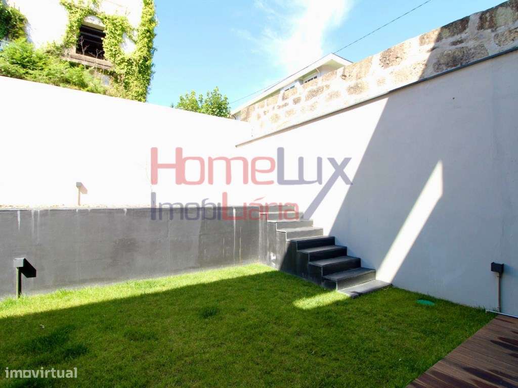 Moradia Exclusiva com Jardim na Boavista-46