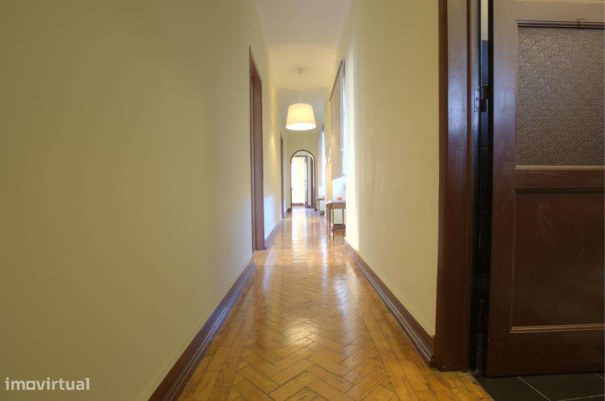 Quarto - localizado em Alcântara Lisbon - Grande imagem: 5/10