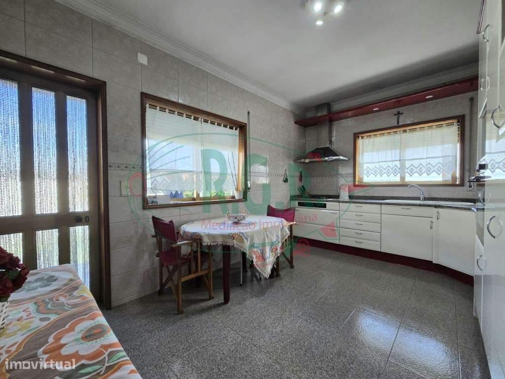 MORADIA T3 | 4 FRENTES | SÃO COSME-15