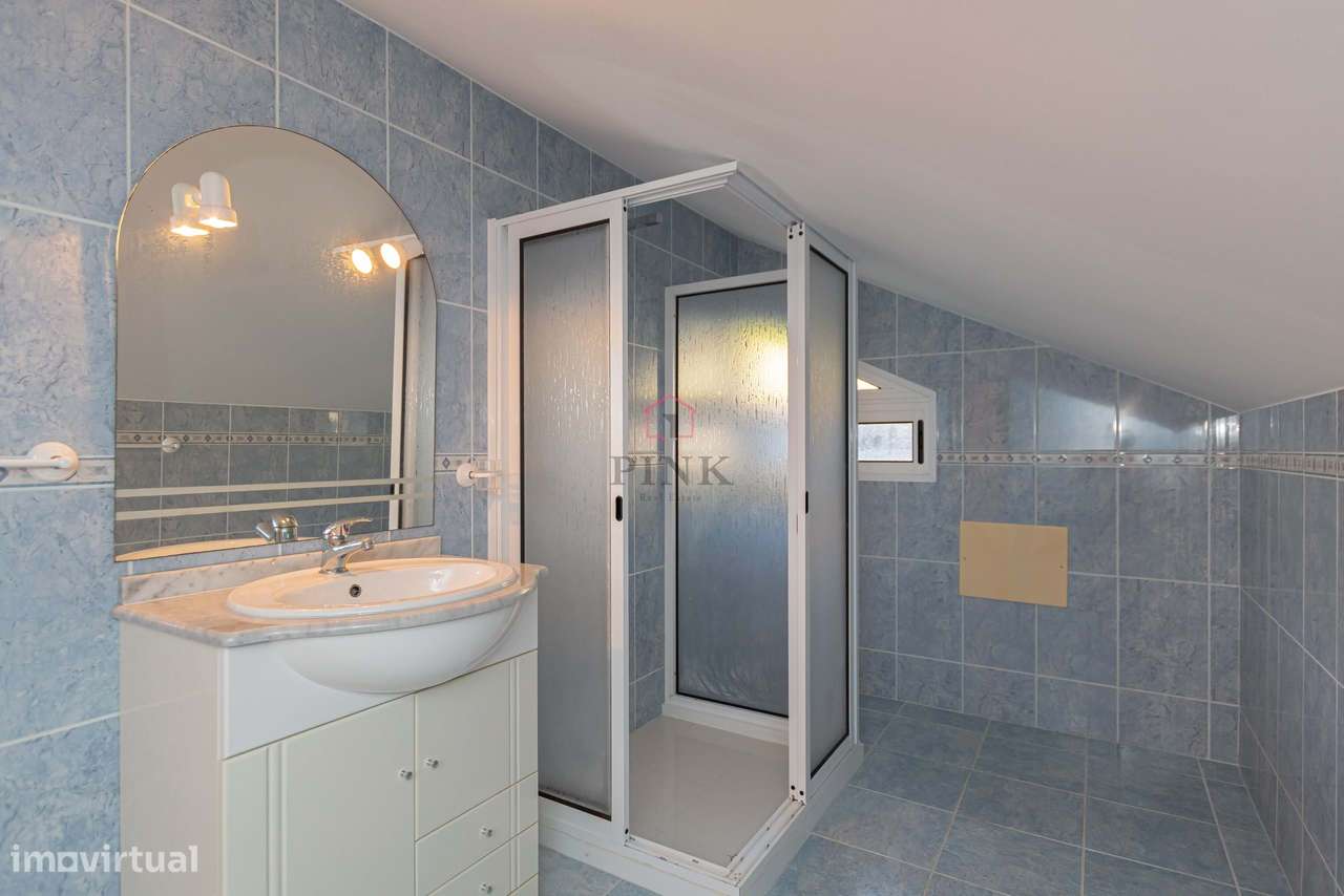 Calheta | Moradia T3 com Vista Mar e Terreno Extra-32