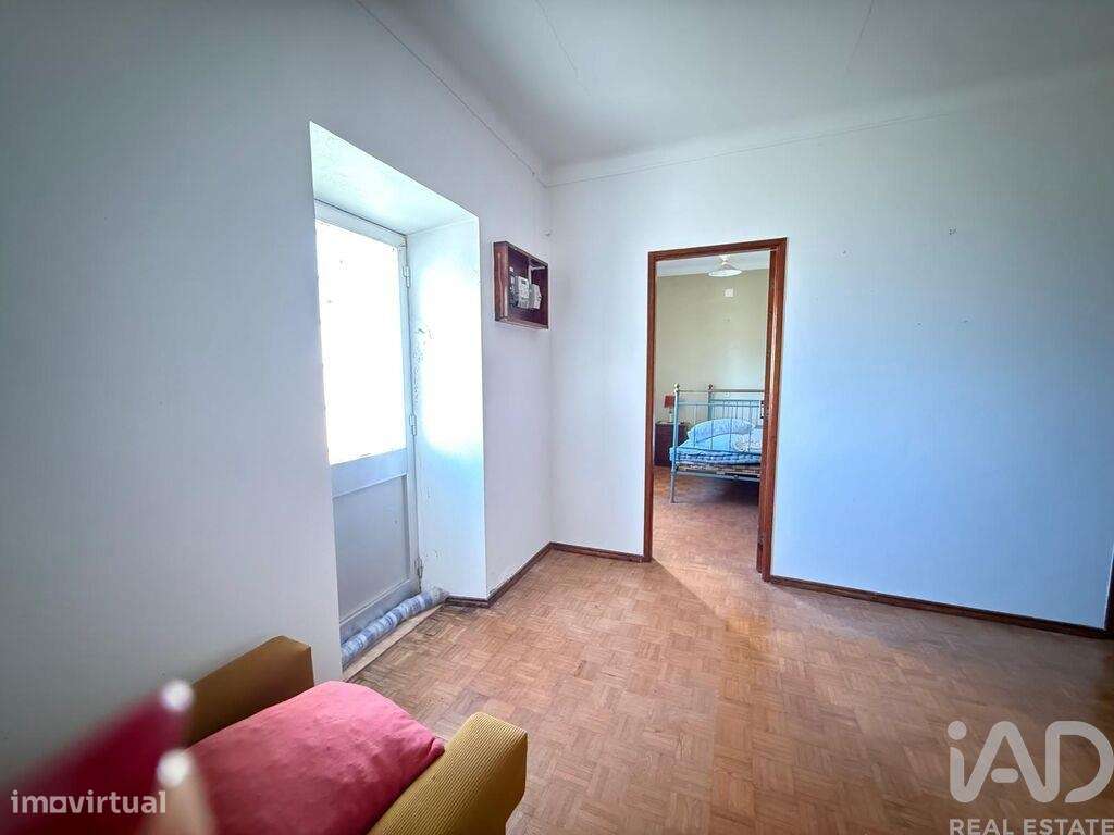 Casa / Villa T2 em Porto de Mós - São João Baptista e São Pedro de 65 - Grande imagem: 4/24