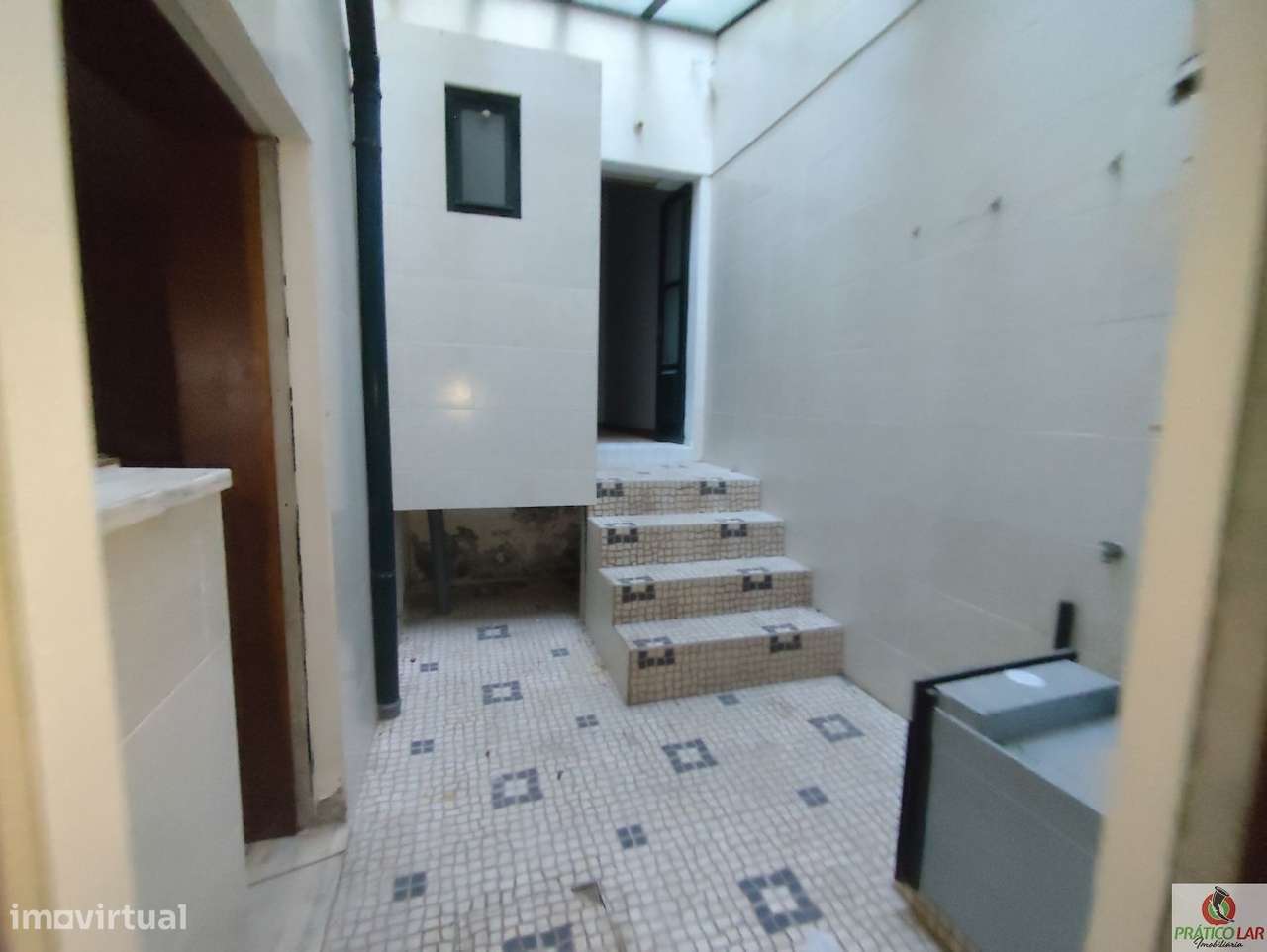 Moradia para restauro no centro na Zona Histórica de Vera Cruz-5