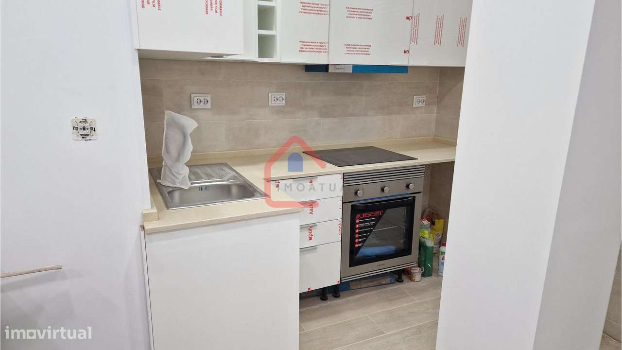 Apartamento T2 em Portugal-13