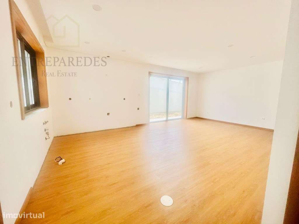 Moradia T3+1 NOVA para comprar, Santa Maria da Feira - Aveiro-6