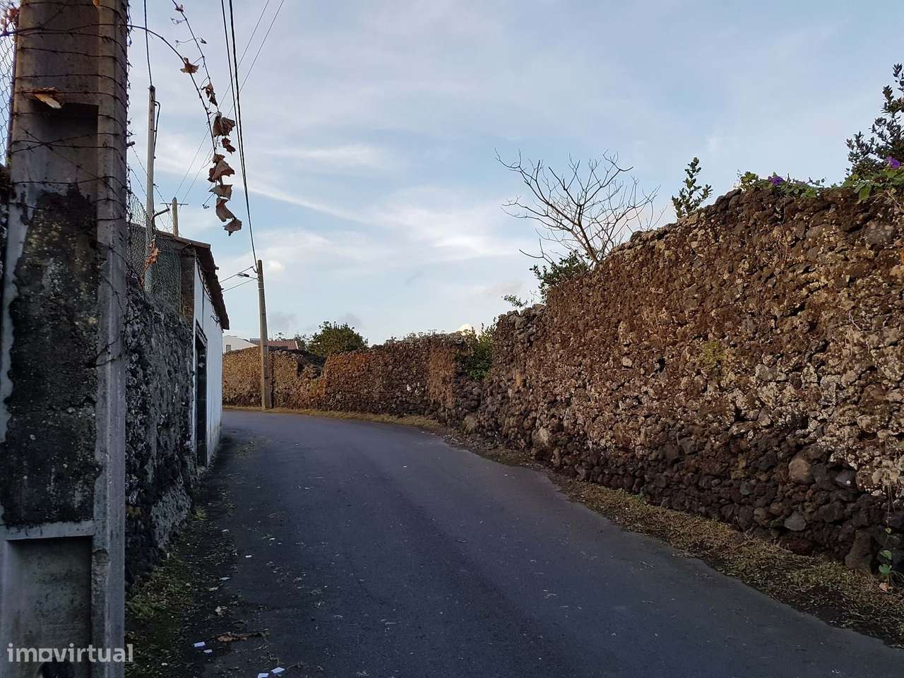 TERRENO PARA CONSTRUÇÃO - Grande imagem: 2/10