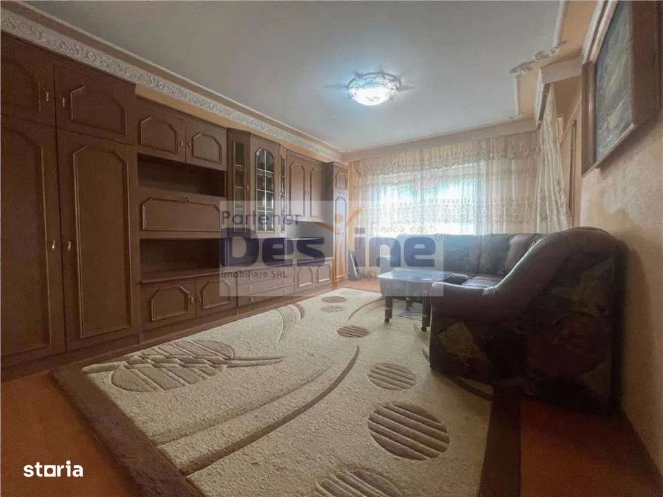 Apartament 2 camere-decomandat - zona Nicolina - Imagine principală: 2/6