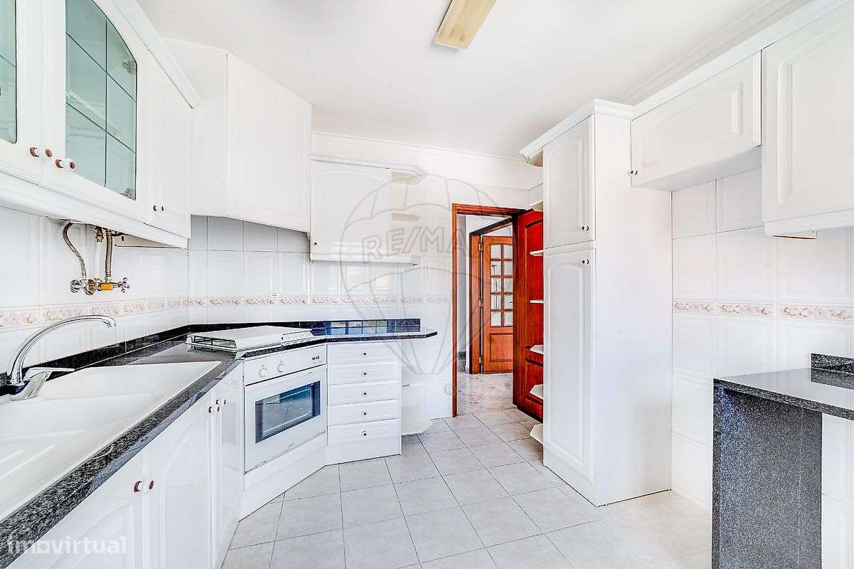 Apartamento T2 para arrendamento - Grande imagem: 4/14