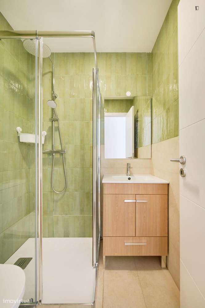 Quarto - localizado em Arroios Lisbon - Grande imagem: 3/33