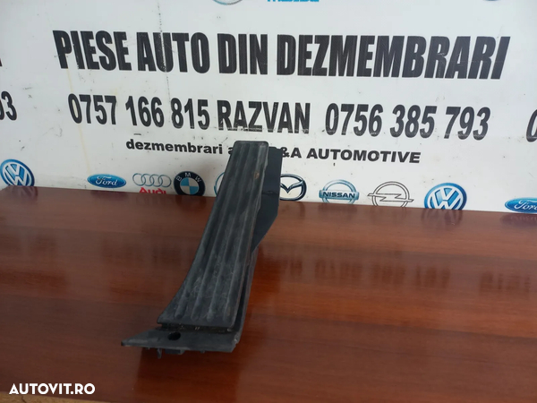 Pedala Acceleratie Bmw E60 E61  Cod 6772646 - Dezmembrari Arad - 3