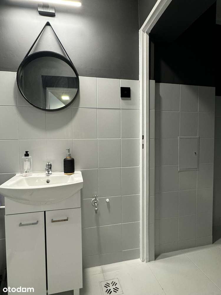 Lokal w centrum miasta w świetnym miejscu - Pełny obrazek: 5/6