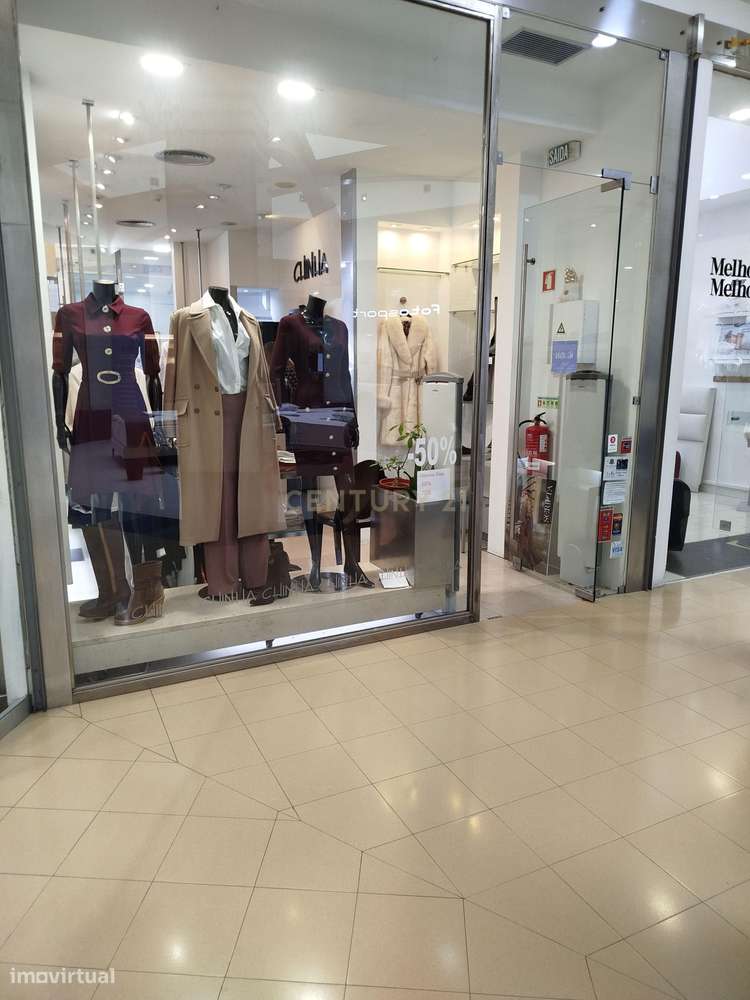 Loja em Carcavelos, Cascais - Excelente Oportunidade - Grande imagem: 2/5