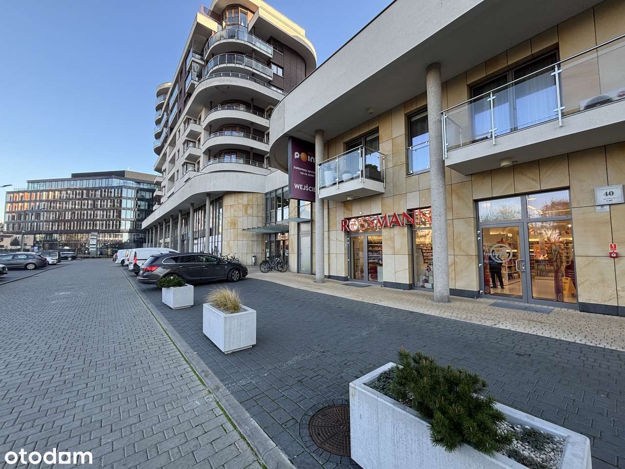 Lokal usługowy 60m2, parter, witryny - Pełny obrazek: 1/8