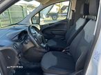 Ford Transit Courier - 10