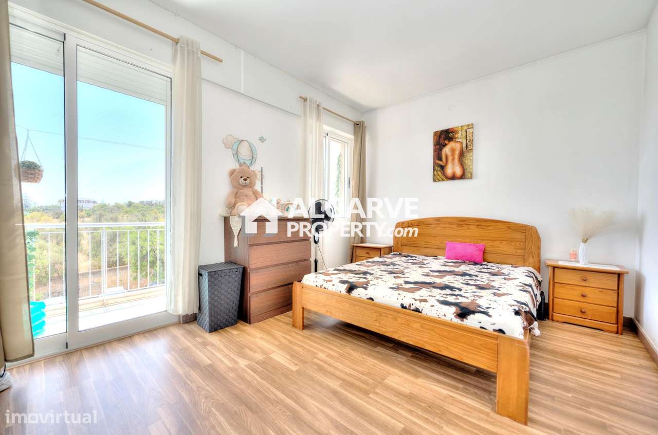 Apartamento T2 Totalmente Renovado com Acabamentos de Qualidade em Far - Grande imagem: 4/25