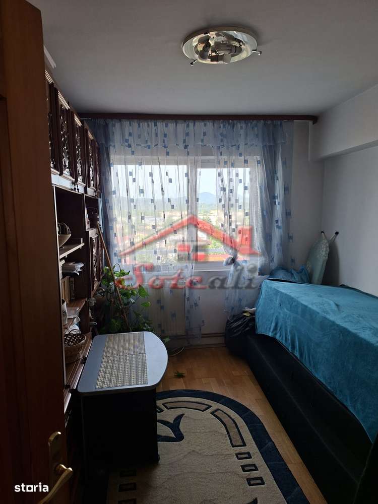 Apartament 3 camere, 72,84 mp utili, mobilat și utilat Etaj 7/10-2