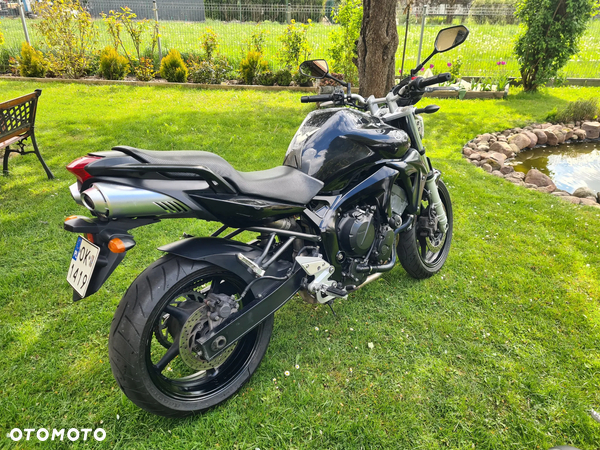 Yamaha FZ6 - 3