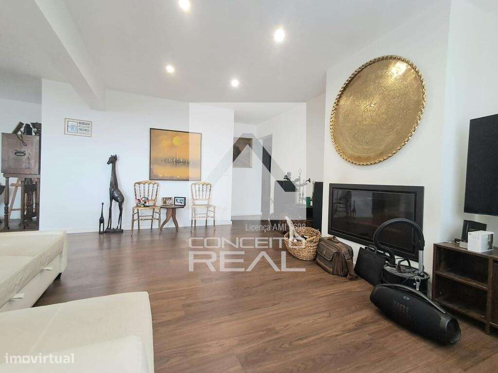 Penthouse  - c/ Terraço 360º  - Privacidade Total - Piscina - Boavista-6