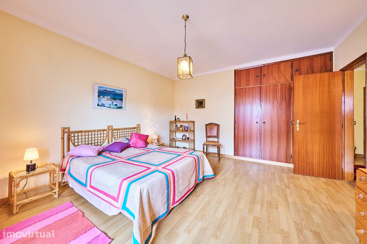 Moradia Geminada 4 Quartos - Pinhal Novo-26