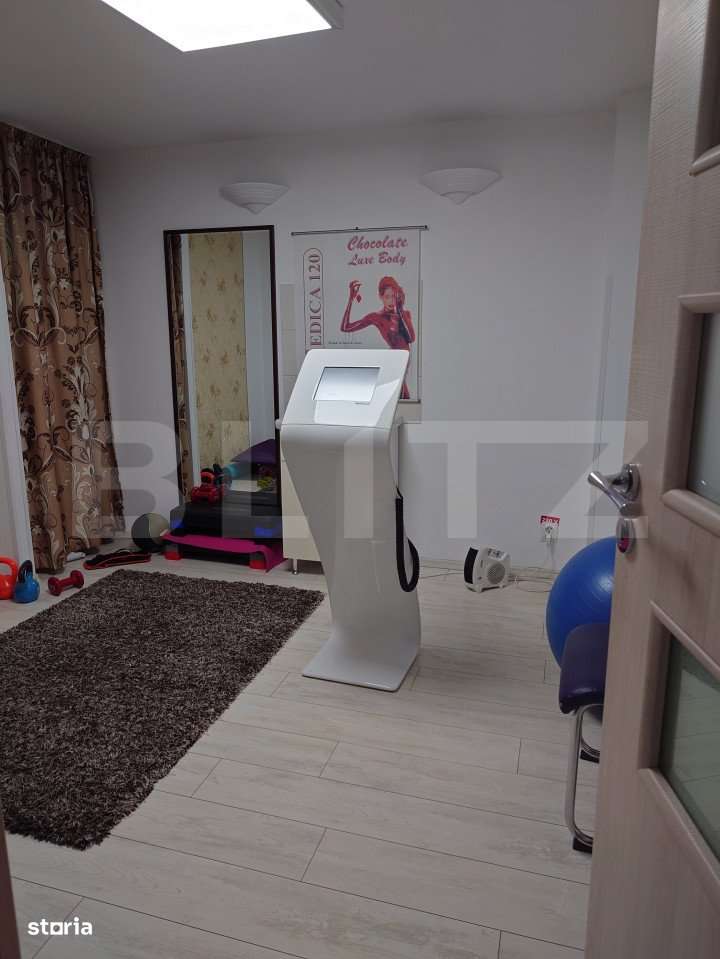 Spatiu comercial, 290 mp, zona Micro 3 - Imagine principală: 3/13