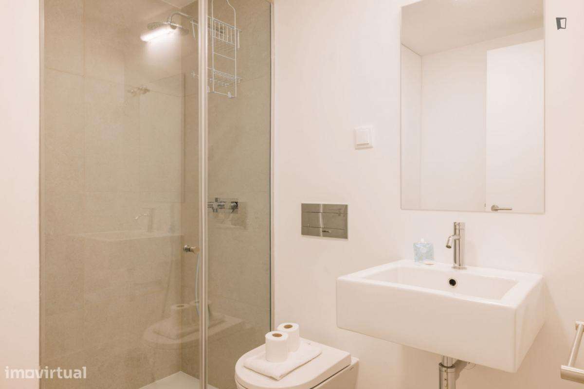 Apartamento com 3 quartos - localizado em Martim Moniz Lisbon - Grande imagem: 5/8