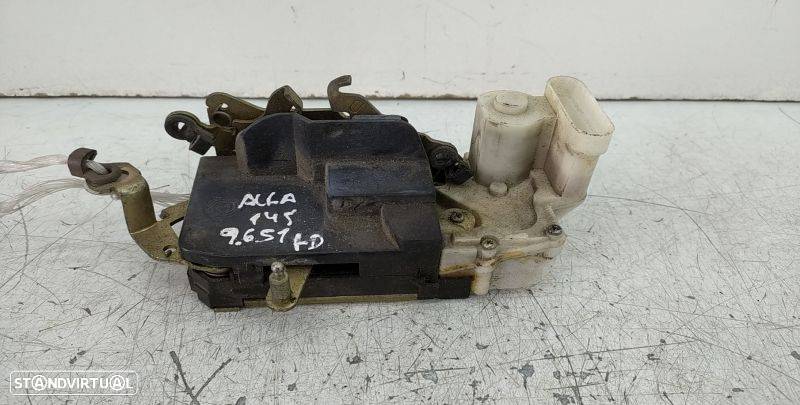 Fecho Porta  Fte Dto Alfa Romeo 145 (930_) - 1