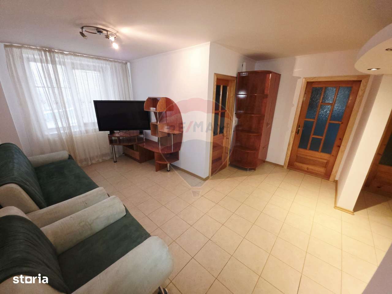 Apartament cu 4 camere de vânzare în zona Calea Romanului-7