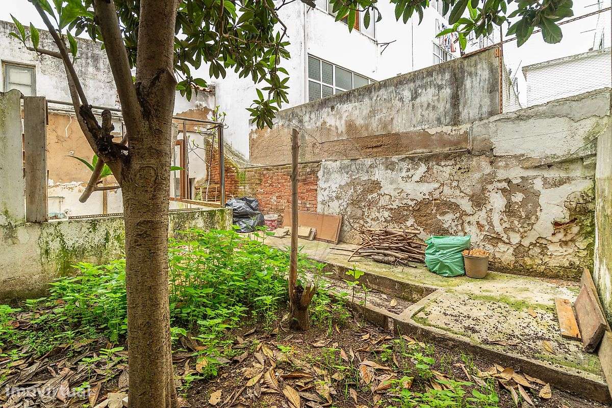 Moradia T2 para venda-25